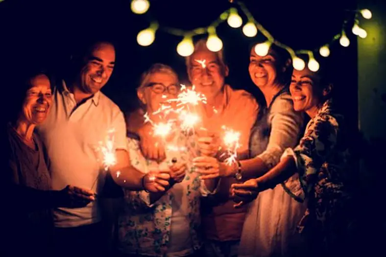 20+ Valentines Day Quotes For Friends 2024| Latest Collection