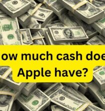 How much cash does Apple have